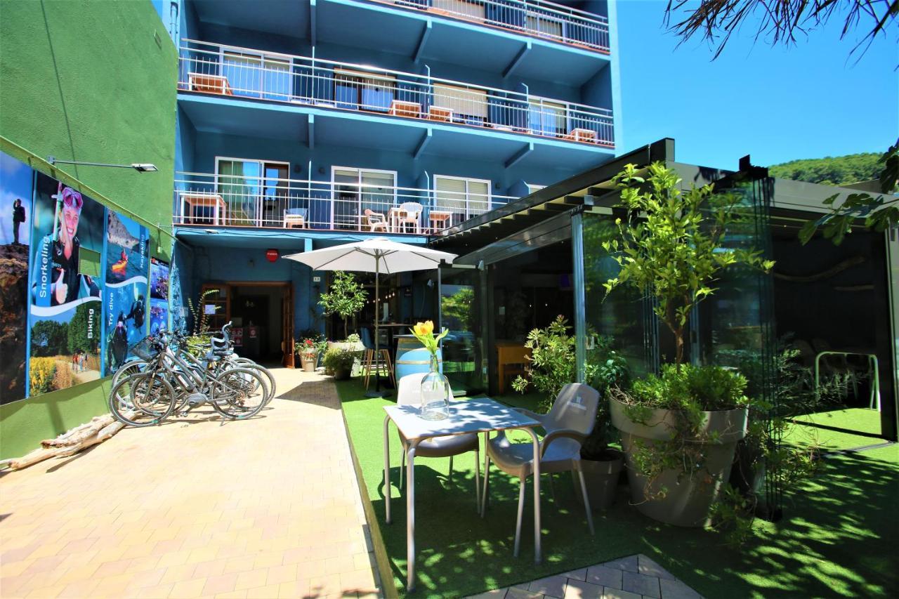 Pension Hostel Costa Brava 埃斯塔蒂特 外观 照片