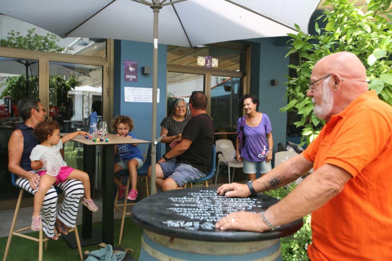 Pension Hostel Costa Brava 埃斯塔蒂特 外观 照片